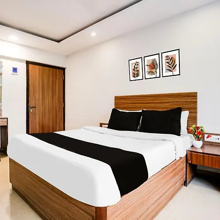 Super Townhouse Marol Near Mumbai Airport Hotel